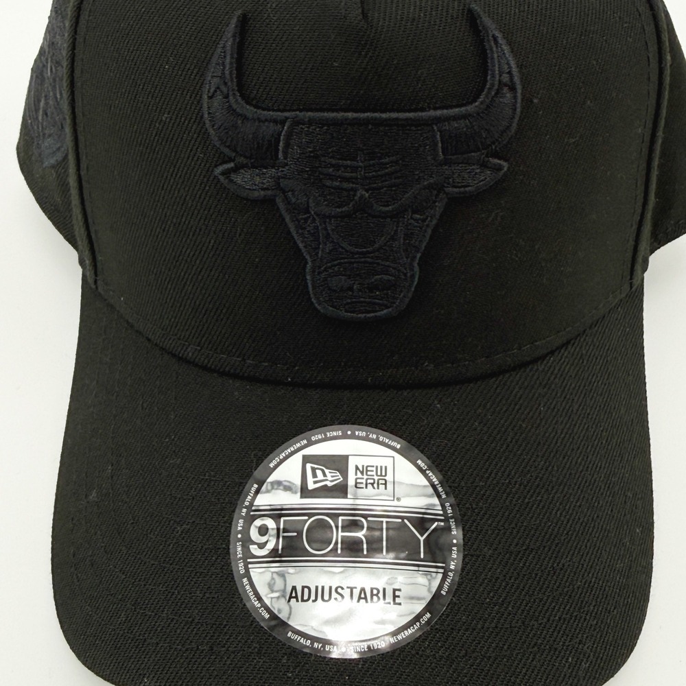 Chicago Bulls Hat New Era Cap 9FORTY Black NBA Adjustable Snapback OSFA NEW - Picture 2 of 10